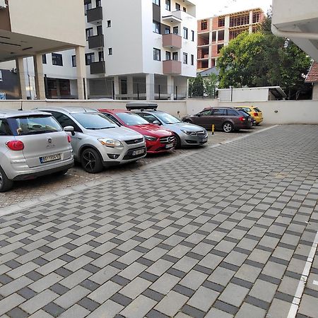 Bed And Breakfast Majesty Nis Bagian luar foto
