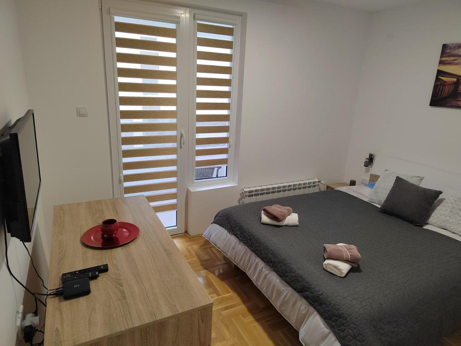 Bed And Breakfast Majesty Nis Bagian luar foto