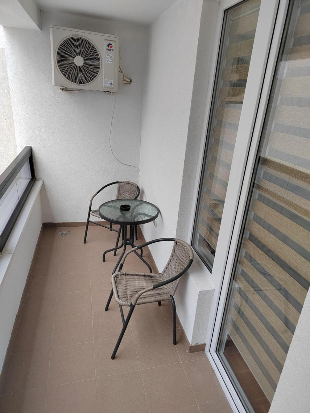 Bed And Breakfast Majesty Nis Ruang foto