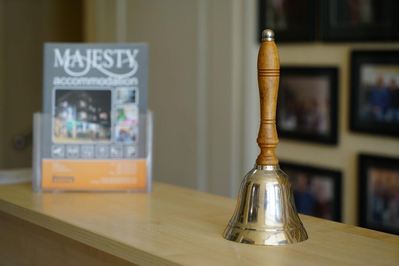 Bed And Breakfast Majesty Nis Bagian luar foto